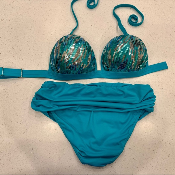 Venus Swim Haul!  4 full coverage bottoms 10/12, 3 Halter Tops 34DDD/32G/36DD - Picture 3 of 16